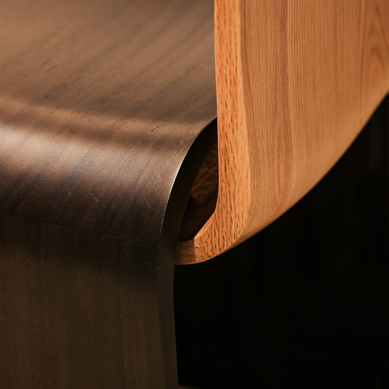 Dossier de presse | 7618-01 - Communiqué de presse | hm-LI Studio Introduces Three New Furniture Collections: Weaving Chair, Le Sourire Chair, and Curl Cabinet Series - hm-LI Studio - Produit - Crédit photo : hm-LI Studio