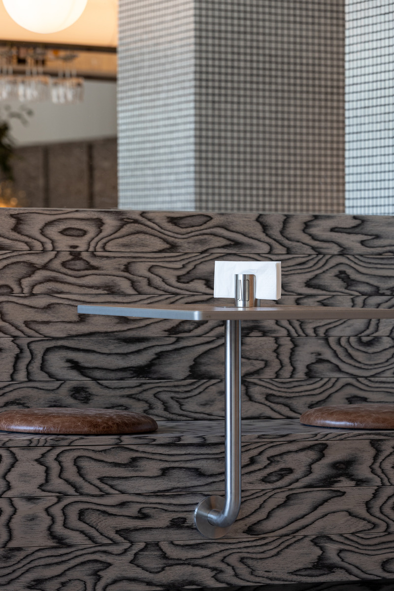 Press kit | 6673-01 - Press release | Lumo Bistro - YOD Group - Commercial Interior Design - Photo credit: photo: Oleksandr Anhelovskyi