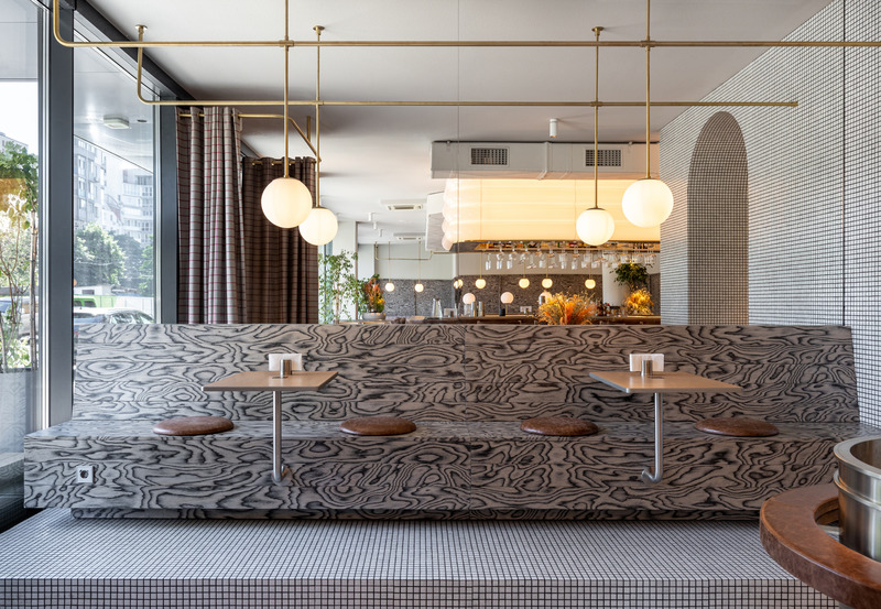Press kit | 6673-01 - Press release | Lumo Bistro - YOD Group - Commercial Interior Design - Photo credit: photo: Oleksandr Anhelovskyi