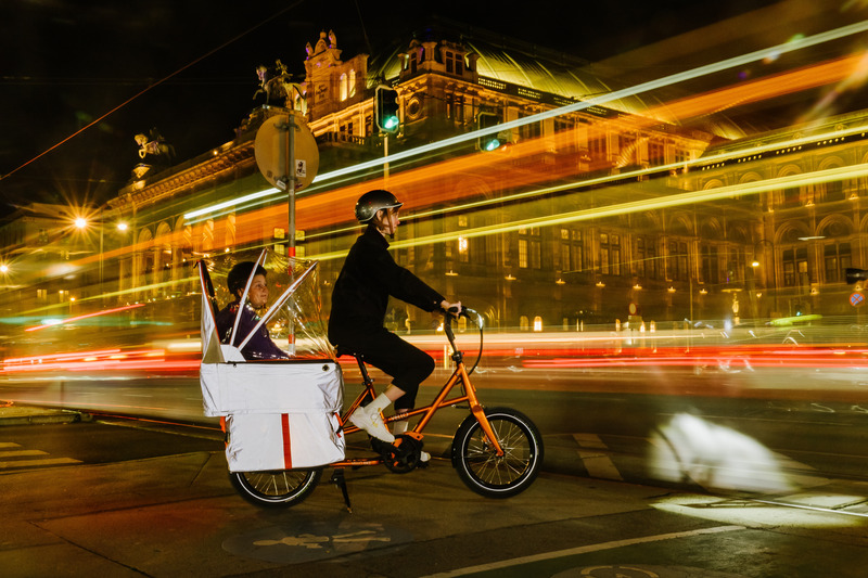 Press kit | 1833-08 - Press release | VELLO SUB Full Weather Protection with the Cocoon 360°Reflective - VELLO Bike - Product - VELLO SUB Cocoon 10 - Photo credit: Leonardo Ramirez for VELLO Bike
