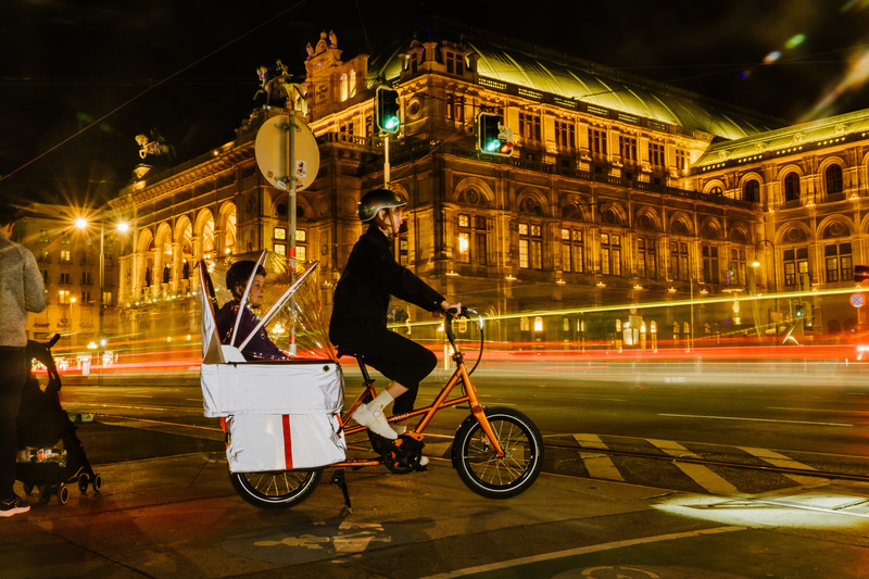 Press kit | 1833-08 - Press release | VELLO SUB Full Weather Protection with the Cocoon 360°Reflective - VELLO Bike - Product - VELLO SUB Cocoon 15 - Photo credit: Leonardo Ramirez for VELLO Bike