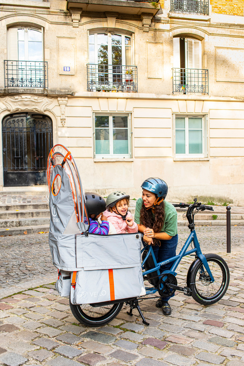 Press kit | 1833-08 - Press release | VELLO SUB Full Weather Protection with the Cocoon 360°Reflective - VELLO Bike - Product - VELLO SUB Cocoon 22 - Photo credit: Felix Busso for VELLO Bike