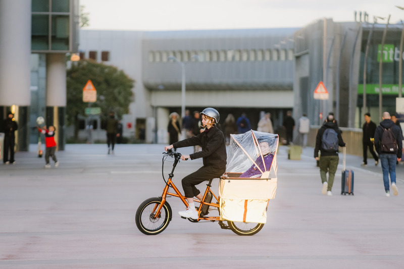 Press kit | 1833-08 - Press release | VELLO SUB Full Weather Protection with the Cocoon 360°Reflective - VELLO Bike - Product - VELLO SUB Cocoon 23 - Photo credit: Leonardo Ramirez for VELLO Bike