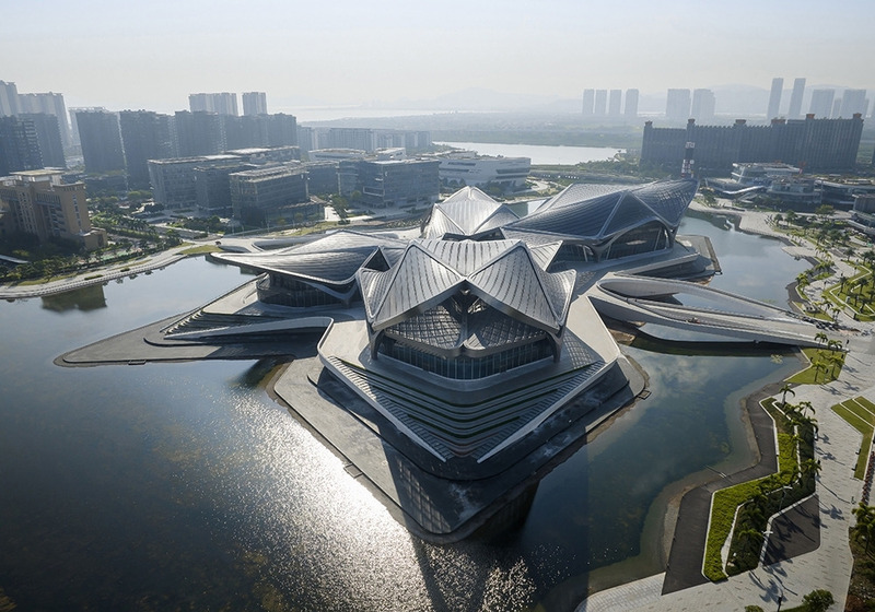 Press kit | 7501-04 - Press release | BLT Built Design Awards 2024 Celebrates the Winners Shaping Tomorrow's Built Environment - 3C Awards - Event + Exhibition - Jury's Favorite in Architectural Design - Cultural. Zhuhai Jinwan Civic Arts Centre by Zaha Hadid Architects - Photo credit: Virgile Simon Bertrand, Seilao Jiong, Yipeng Lyu, CAT-OPTOGRAM_STUDIO<br style=""> 