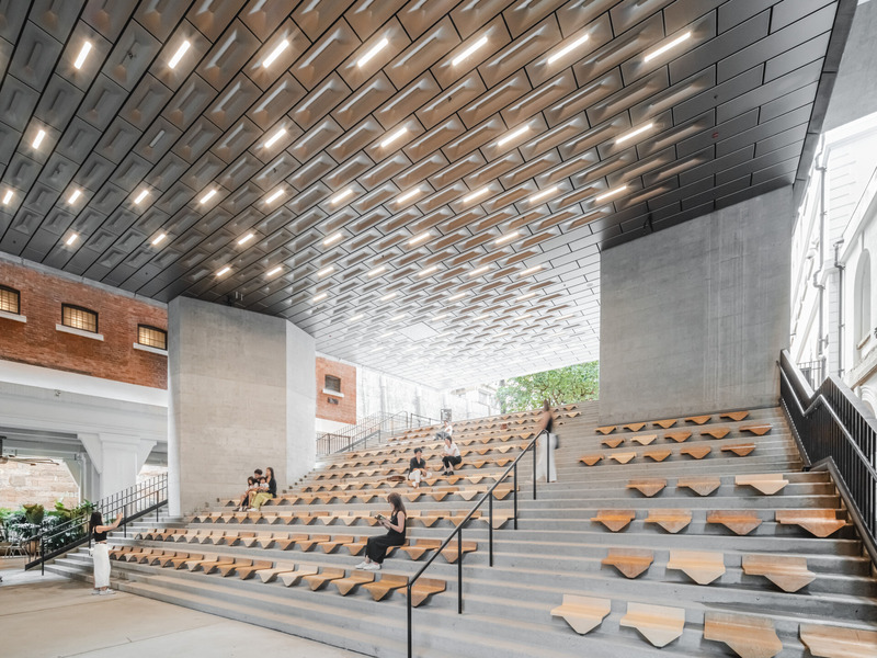 Dossier de presse | 3160-11 - Communiqué de presse | FRAME Awards 2024 Winners Revealed - FRAME - Concours - Furniture of the Year<br><br>Tai Kwun Chairs, Arta Architects (8.31)<br><br>‘An interesting, innovative and well-working view on a seat that can be added to create a seating area on large stairs,’says Jukka Halminen, founding partner and creative lead at Design Office KOKO3. - Crédit photo : Courtesy of Arta Architects