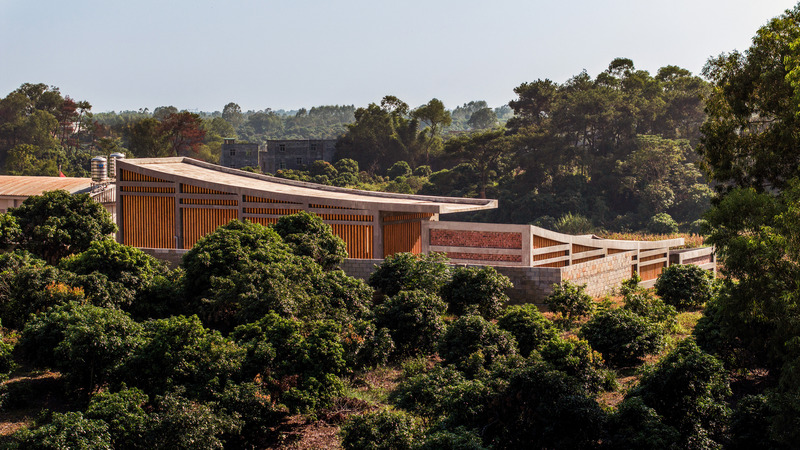 Press kit | 7614-01 - Press release | Duling Educational and Cultural Centre - Project Mingde (The University of Hong Kong) - Institutional Architecture - Photo credit: Jin Weiqi