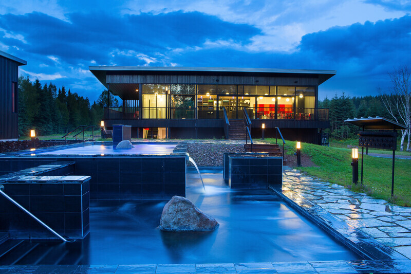 Press kit - Press release - Guillemette Propriétés ajoute à son portefeuille immobilier un véritable bijou architectural: Station Blü bains nordiques - Station Blü