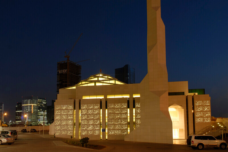 Newsroom | v2com-newswire | Newswire | Architecture | Design | Lifestyle - Press release - A world-wide unique facade made of LUCEM light transmitting concrete in Abu Dhabi - LUCEM GmbH