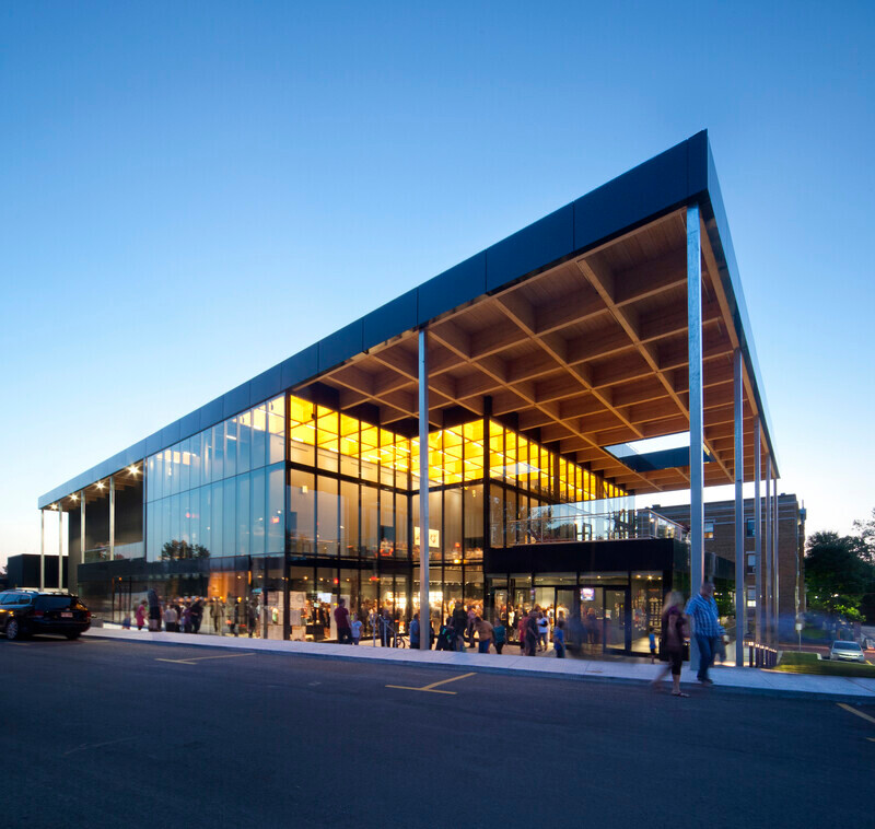 Salle de presse | v2com-newswire | Fil de presse | Architecture | Design | Art de vivre - Communiqué de presse - Salle de spectacles multifonctionnelle de Mont-Laurier - Les architectes FABG