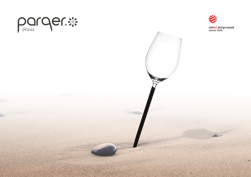 Newsroom | v2com-newswire | Newswire | Architecture | Design | Lifestyle - Press release - Parqer - The wine glass for outdoor use - Parqer Glass