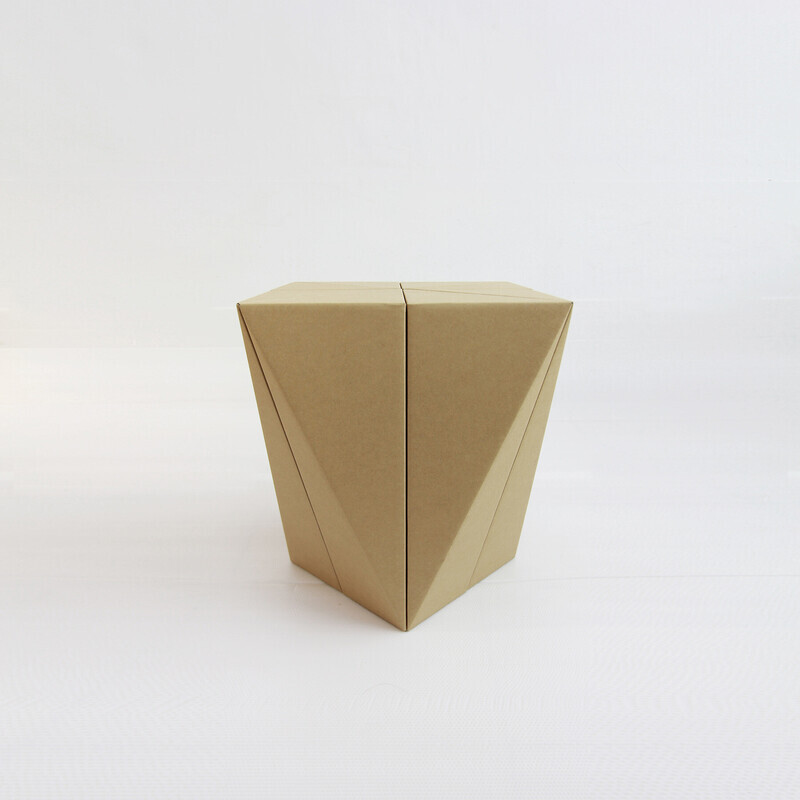 Salle de presse | v2com-newswire | Fil de presse | Architecture | Design | Art de vivre - Communiqué de presse - Structure fractale en carton pour le tabouret Spiral, par MisoSoupDesign, lauréat du Platinum A'Design Award. - MisoSoupDesign