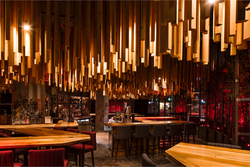 Salle de presse | v2com-newswire | Fil de presse | Architecture | Design | Art de vivre - Communiqué de presse - Nuits exubérantes au pays du matin calme - Jean de Lessard, Designers Créatifs