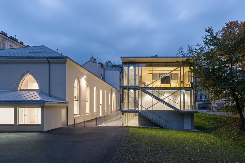 Salle de presse | v2com-newswire | Fil de presse | Architecture | Design | Art de vivre - Communiqué de presse - Extension du Lycée Français et rénovation du Studio Molière - Dietmar Feichtinger Architectes