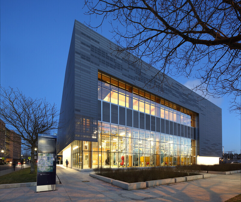 Newsroom | v2com-newswire | Newswire | Architecture | Design | Lifestyle - Press release - IESBC Announces the 2017 'Vision Award' Recipients - IESBC