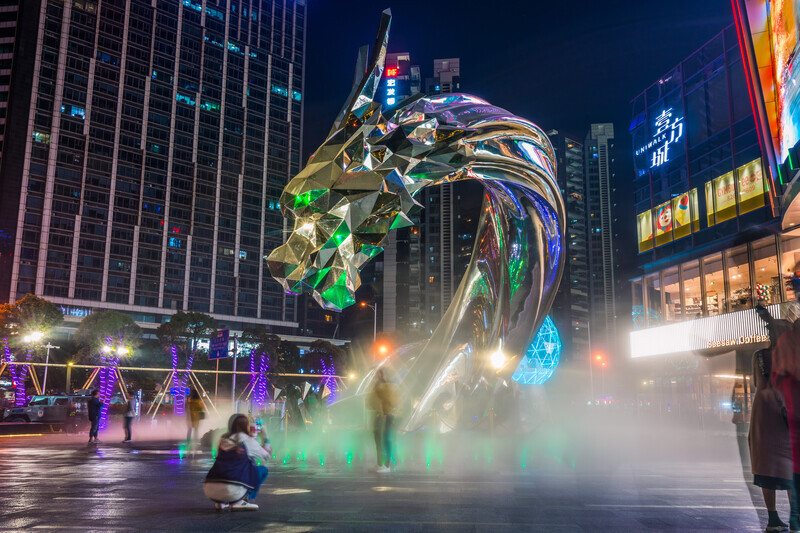 Newsroom | v2com-newswire | Newswire | Architecture | Design | Lifestyle - Press release - Lawrence Argent's Last Few Public Art Projects - UAP