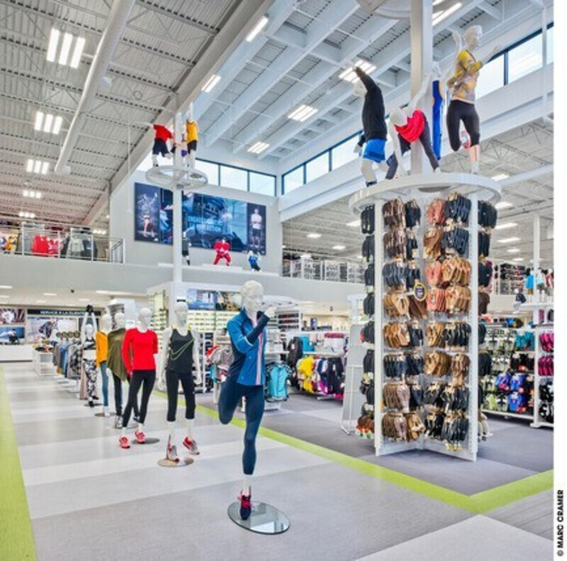 Press kit - Press release - Sportium Saint-Hubert - INDESIGN inc CONRATH architecte