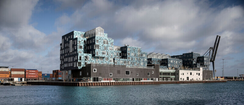 Salle de presse | v2com-newswire | Fil de presse | Architecture | Design | Art de vivre - Communiqué de presse - CIS Nordhavn- nouveau bâtiment scolaire et lycée pour l'école internationale de Copenhague - C.F. Møller Architects