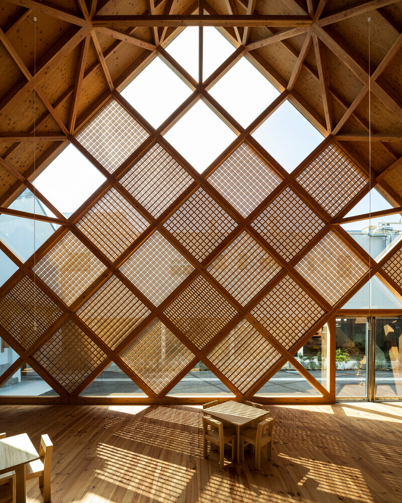 Salle de presse | v2com-newswire | Fil de presse | Architecture | Design | Art de vivre - Communiqué de presse - La chambre de commerce et industrie de Tomioka - Tezuka Architects
