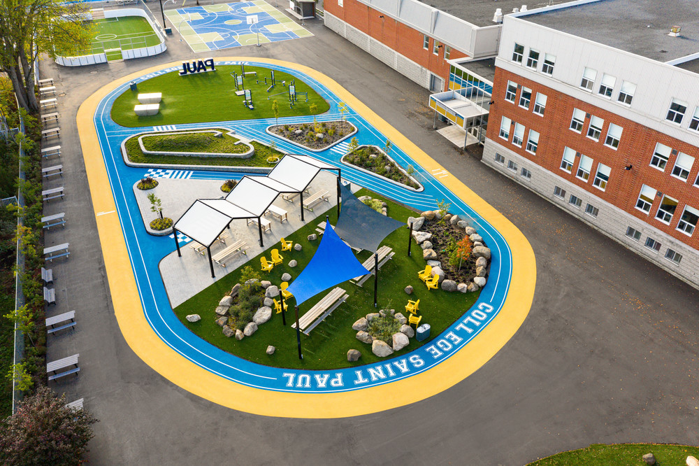 Press kit Collège SaintPaul Bringing the Indoor Outdoors Taktik