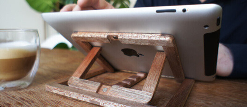 Salle de presse | v2com-newswire | Fil de presse | Architecture | Design | Art de vivre - Communiqué de presse - Ipad Stand - OOOMS