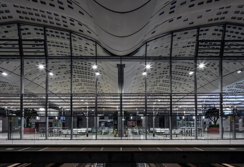 Salle de presse | v2com-newswire | Fil de presse | Architecture | Design | Art de vivre - Communiqué de presse - Cinquième édition : le Prix Versailles consacre les plus beaux campus, gares et stades au monde - Secrétariat du Prix Versailles