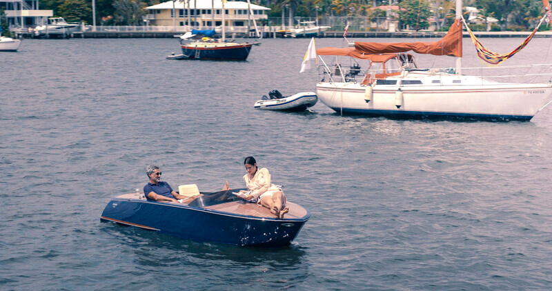Salle de presse | v2com-newswire | Fil de presse | Architecture | Design | Art de vivre - Communiqué de presse - Beau Lake présente les bateaux électriques runabouts Tahoe ’14 et Lugano ’14 - Beau Lake