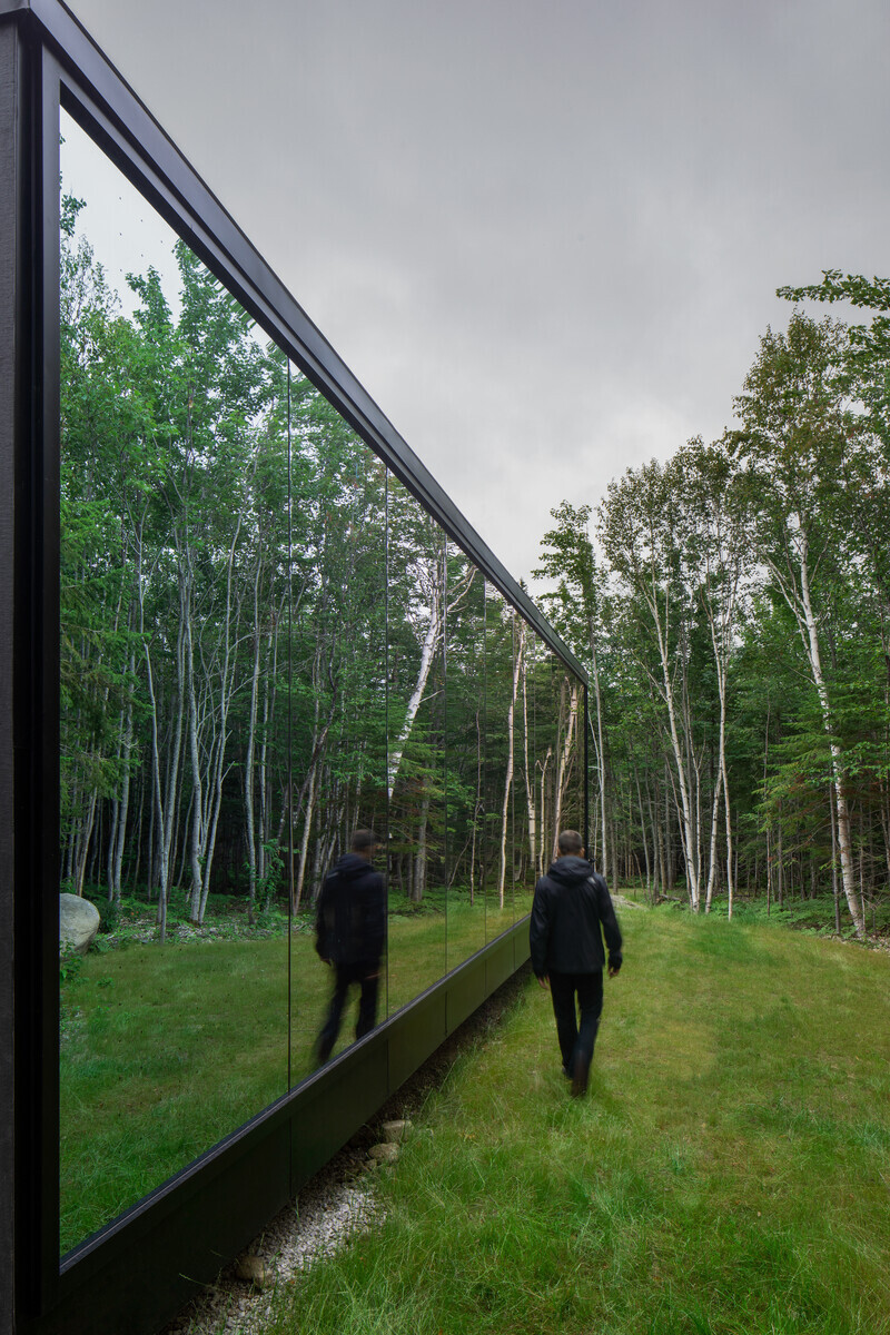 Salle de presse | v2com-newswire | Fil de presse | Architecture | Design | Art de vivre - Communiqué de presse - Miroir miroir… - Bourgeois / Lechasseur architectes