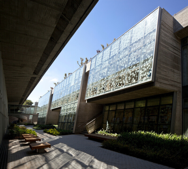 Salle de presse | v2com-newswire | Fil de presse | Architecture | Design | Art de vivre - Communiqué de presse - Bibliothèque Younes & Sorarya Nazarian de l'Université Haifa - A. Lerman Architects Ltd.