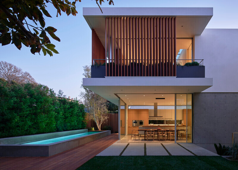 Newsroom | v2com-newswire | Newswire | Architecture | Design | Lifestyle - Press release - Montalba Architects Utilizes Vertical Courtyard Concept to Complete David Montalba's Personal Family Residence - Montalba Architects