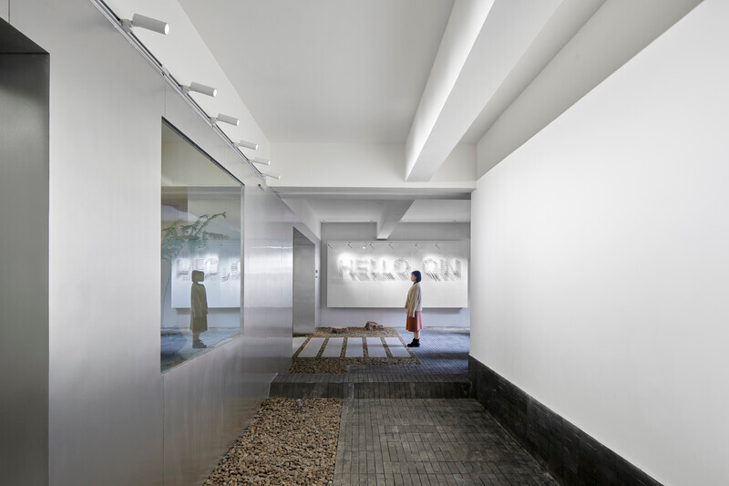 Salle de presse | v2com-newswire | Fil de presse | Architecture | Design | Art de vivre - Communiqué de presse - Travailler sous le même toit - Studio DOTCOF