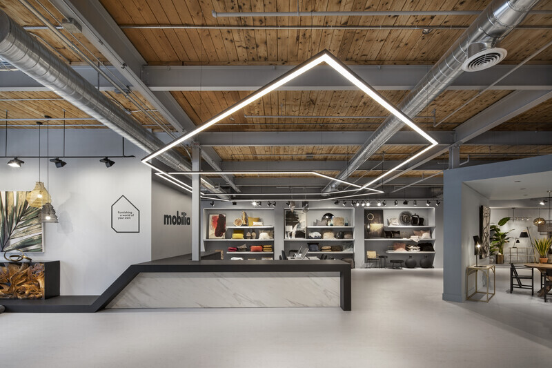 Salle de presse | v2com-newswire | Fil de presse | Architecture | Design | Art de vivre - Communiqué de presse - MXMA Architecture & Design et Jump&Love remportent un Grand Prix du Design pour le nouvel espace Mobilia dans le Design District de Toronto - Mobilia