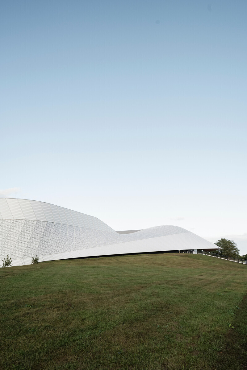 Salle de presse | v2com-newswire | Fil de presse | Architecture | Design | Art de vivre - Communiqué de presse - Espace Mayenne - Hérault Arnod Architectures