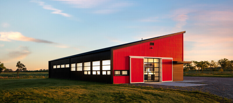 Salle de presse | v2com-newswire | Fil de presse | Architecture | Design | Art de vivre - Communiqué de presse - Projet « Highway Pole Barn » - Dory Azar Architect Inc.