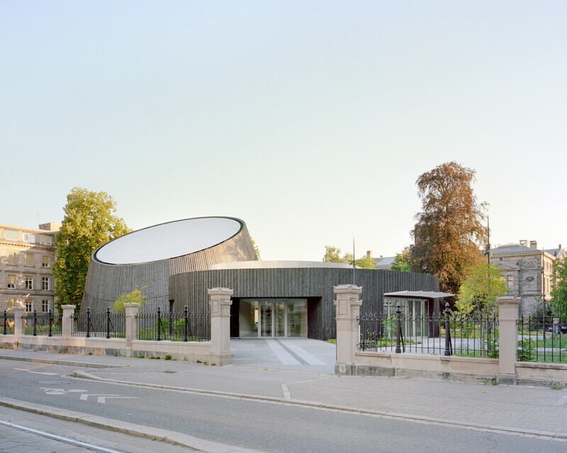 Dossier de presse - Communiqué de presse - Le Planétarium du Jardin des sciences de l’Université de Strasbourg : imaginer le cosmos - frenak+jullien, Cardin Julien, m+mathieu holdrinet