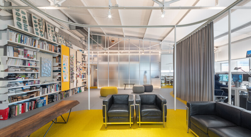 Salle de presse | v2com-newswire | Fil de presse | Architecture | Design | Art de vivre - Communiqué de presse - Le lieu de travail modulable de Crossboundaries - Crossboundaries
