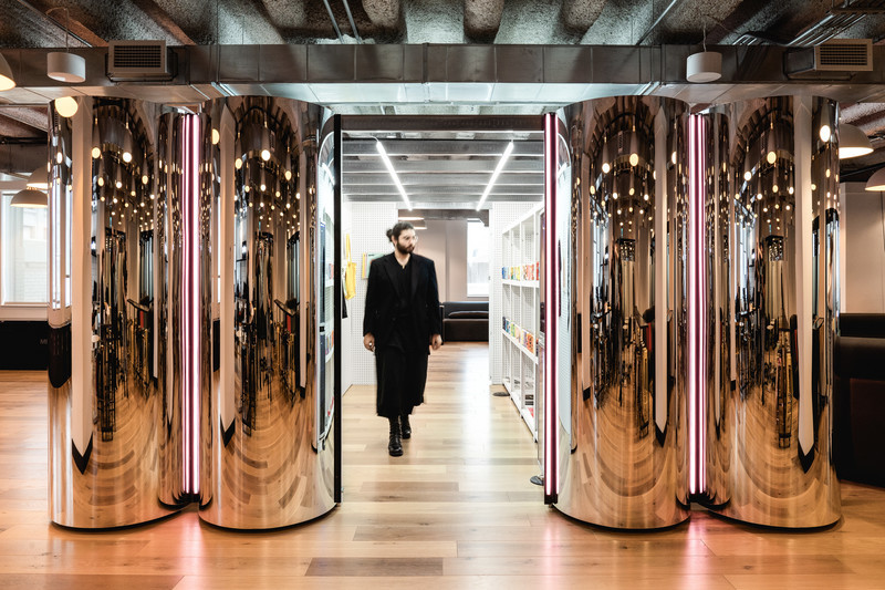 Salle de presse | v2com-newswire | Fil de presse | Architecture | Design | Art de vivre - Communiqué de presse - Club Cossette - LAAB Collective & Signature Design Communication