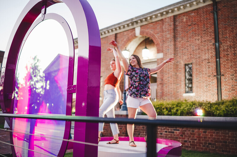 Newsroom | v2com-newswire | Newswire | Architecture | Design | Lifestyle - Press release - Art Museum Terrace Transformed into a Programmable Community Space - The Urban Conga