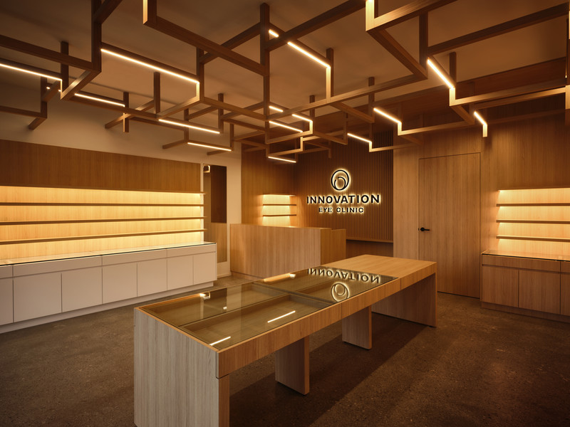 Press kit - Press release - A Unique Ceiling Feature Defines a New Concept for Eye Clinic and Eyewear Retail - Atelier SUN