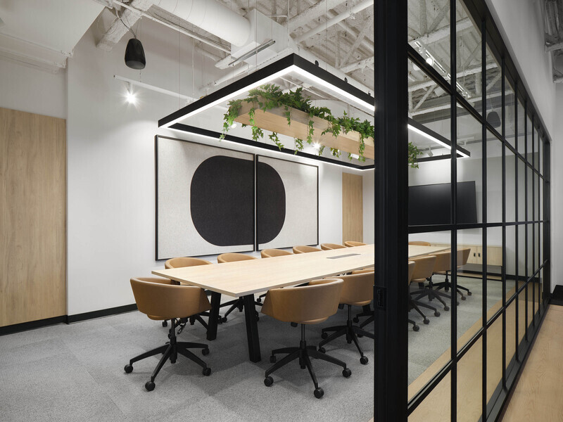 Dossier de presse - Communiqué de presse - VAD signe un nouveau siège social aux lignes contemporaines pour le chef de file québécois de la vente d’articles de fête - VAD Designers d'espaces
