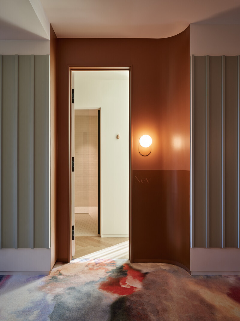 Salle de presse | v2com-newswire | Fil de presse | Architecture | Design | Art de vivre - Communiqué de presse - Chalet Bertha : un hôtel particulier perché au sommet du massif de Charlevoix - Perron