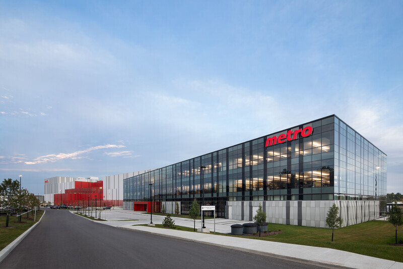 Dossier de presse - Communiqué de presse - Nouveau centre de distribution de METRO : GKC Architecture & Design et Imperatori Design unissent leurs forces pour contribuer à la croissance de la marque au Québec - GKC Architecture & Design Imperatori Design