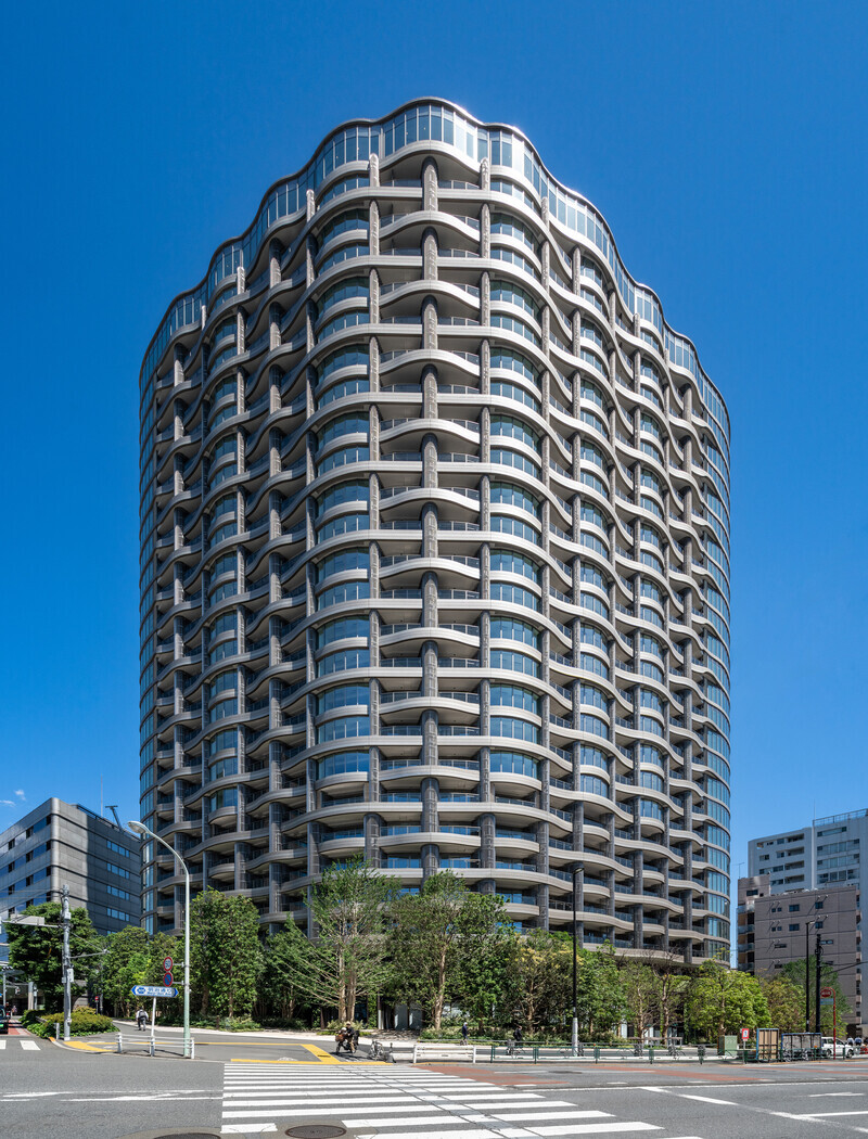 Newsroom | v2com-newswire | Newswire | Architecture | Design | Lifestyle - Press release - Park Court Jingu Kitasando The Tower Wins the Architecture MasterPrize 2024 - Hoshino Architects
