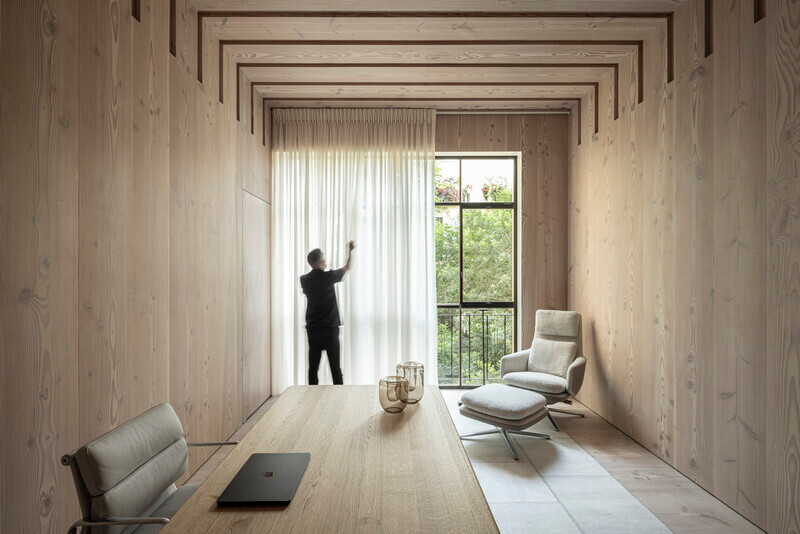 Salle de presse | v2com-newswire | Fil de presse | Architecture | Design | Art de vivre - Communiqué de presse - Se préparer à une nouvelle journée de travail dans la nature - Baranowitz Kronenberg