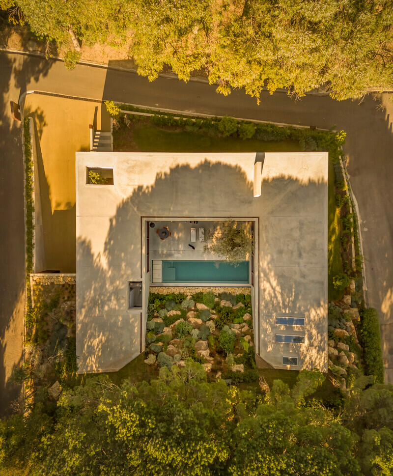Press kit - Press release - A Dialogue Between Architecture and Topography: The Oeiras House - OODA