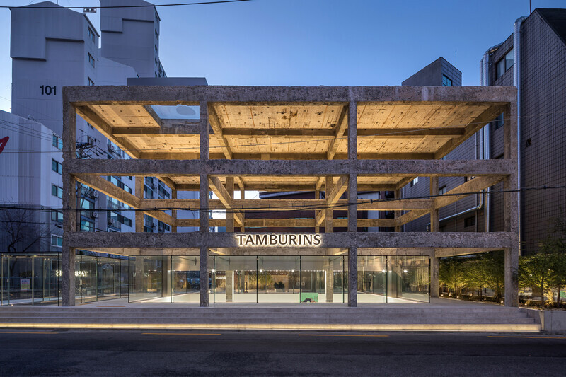 Newsroom | v2com-newswire | Newswire | Architecture | Design | Lifestyle - Press release - Tamburins Seongsu Flagship Store Lighting Design - EONSLD