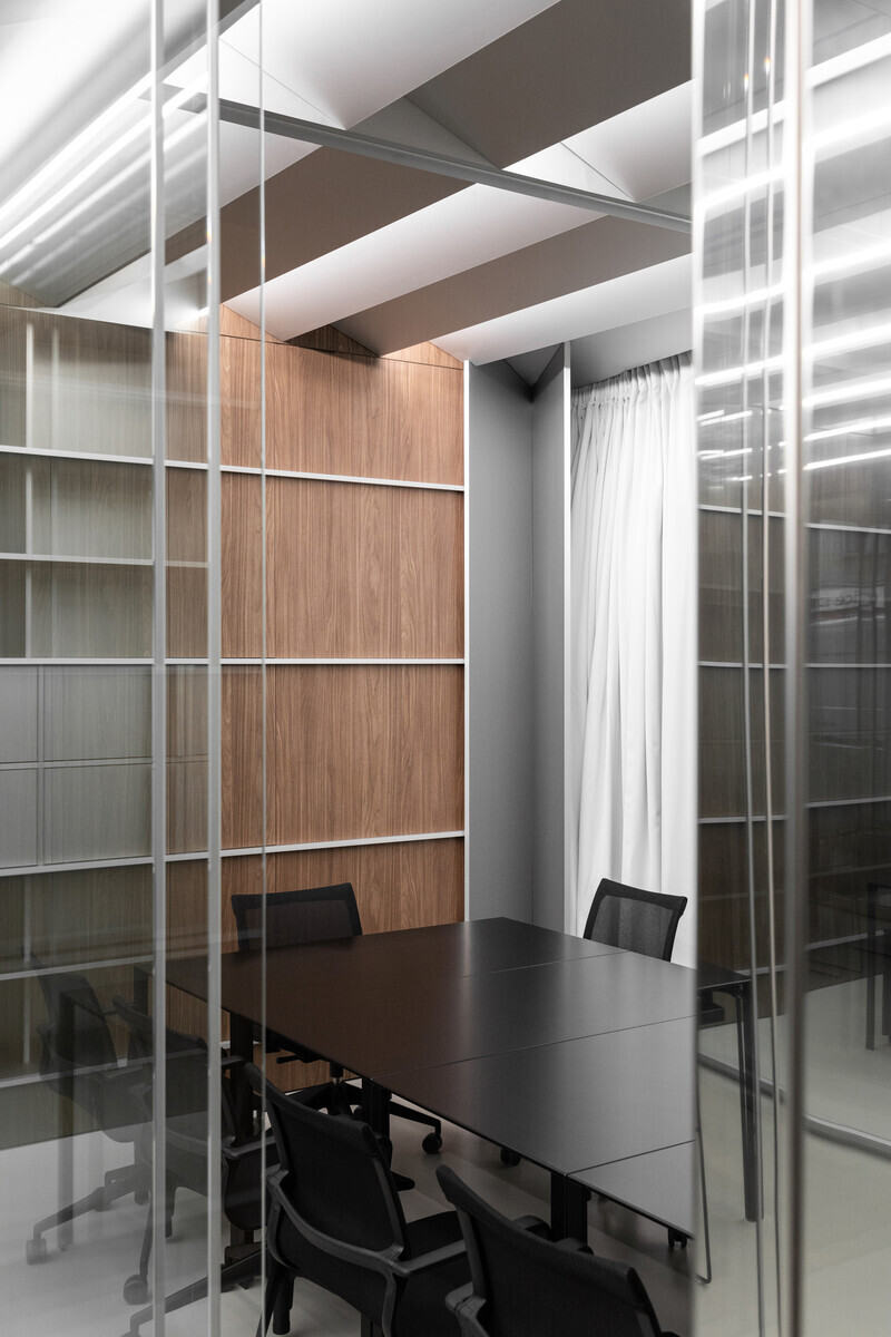 Salle de presse | v2com-newswire | Fil de presse | Architecture | Design | Art de vivre - Communiqué de presse - LOCAL réalise l’aménagement d’un espace d’accueil et de bureau - LOCAL