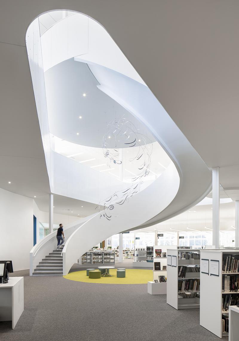 Salle de presse | v2com-newswire | Fil de presse | Architecture | Design | Art de vivre - Communiqué de presse - La Bibliothèque L'Octogone : un pôle civique réinventé - Anne Carrier Architectes