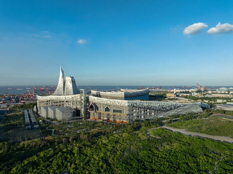 Press kit - Press release - Baoshan Waste-to-Energy Center Transforms Shanghai's Industrial Legacy into Green Landmark - Ballistic Architecture Machine (BAM)