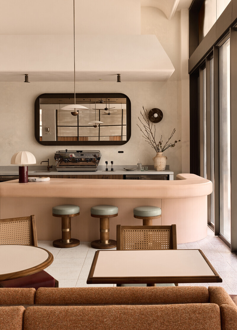 Newsroom | v2com-newswire | Newswire | Architecture | Design | Lifestyle - Press release - Opening Mondrian Gold Coast, Australia - Alexander &CO.