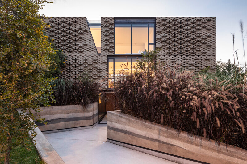 Salle de presse | v2com-newswire | Fil de presse | Architecture | Design | Art de vivre - Communiqué de presse - Une maison dans les Andes - Correa+Fatehi | ODD